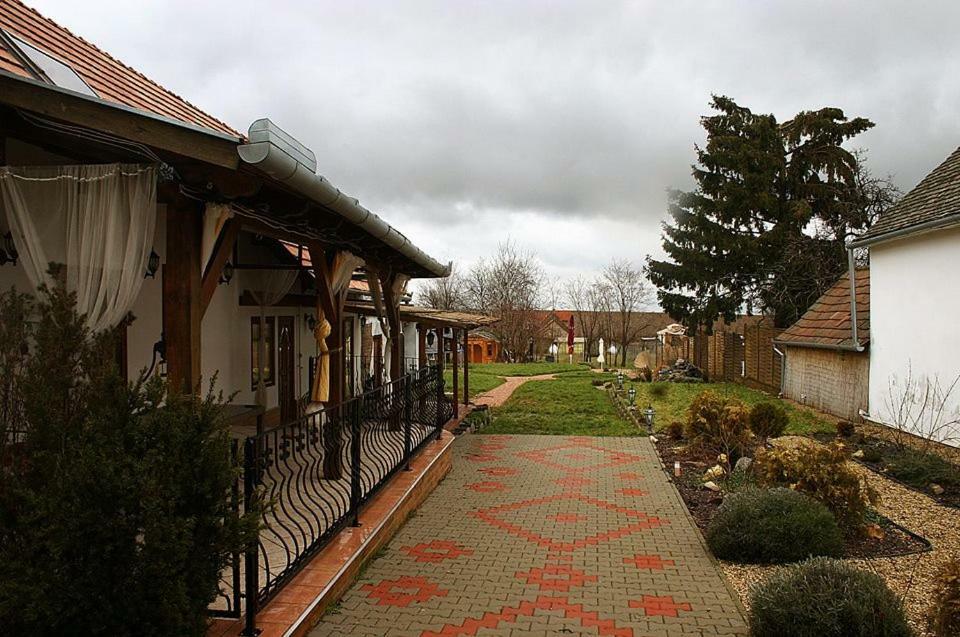 Kisgeresd Vendégház Geresdlak Extérieur photo